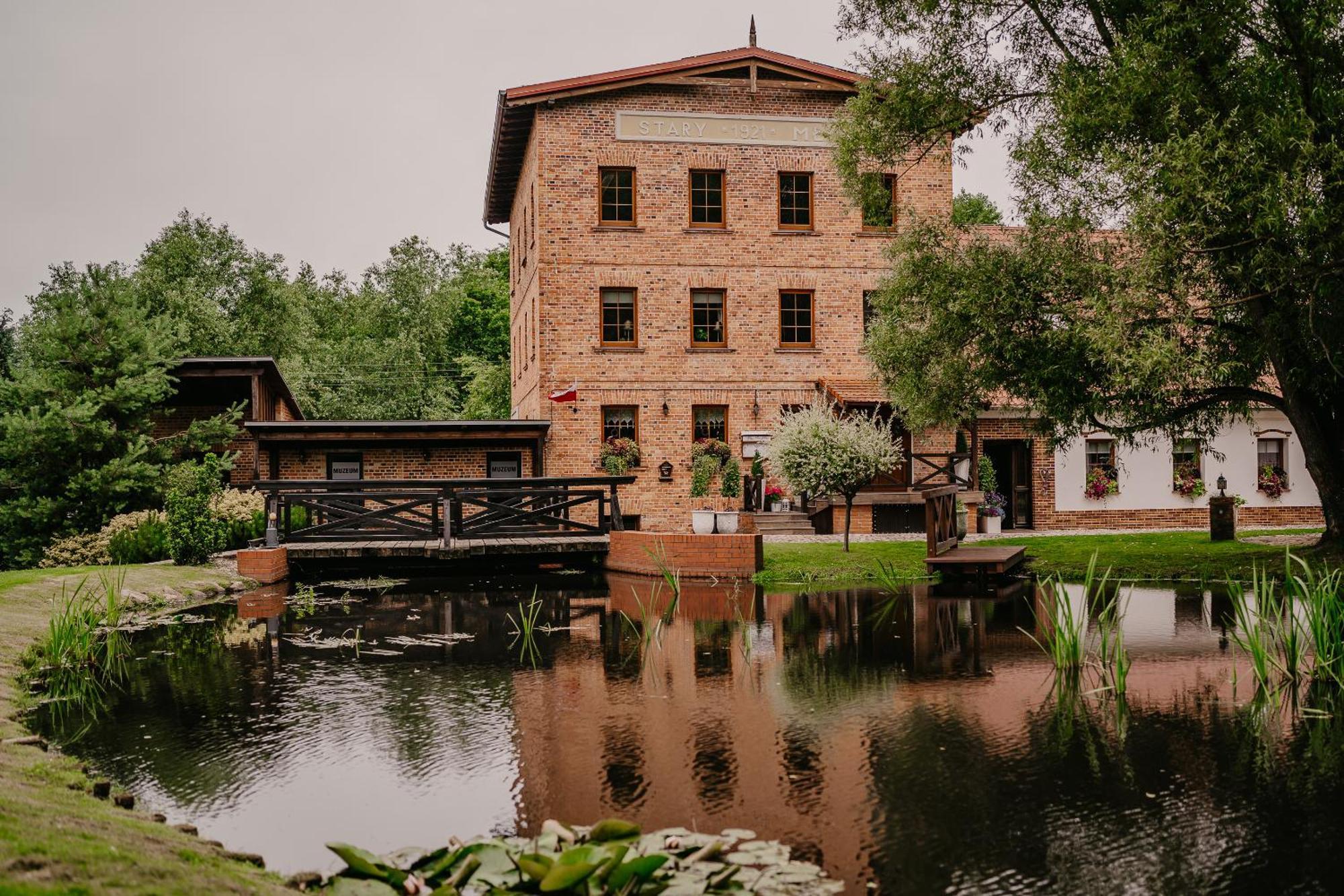 Villa Stary Mlyn W Brzeznicy Brzeznica  Exterior foto